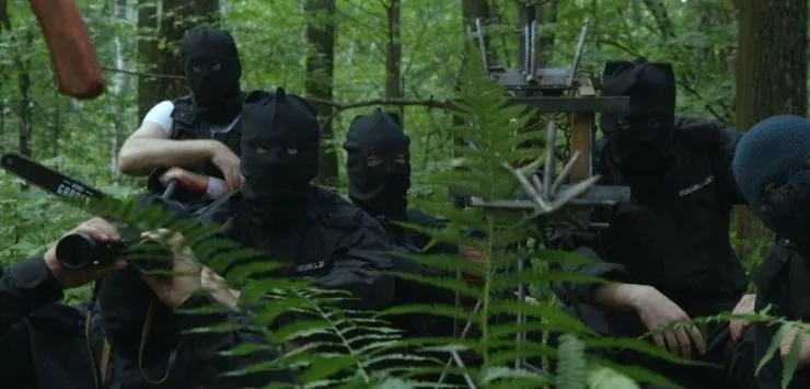 Мертвым повезло (2017) через торрент скачать Мертвым повезло (2017) фильм через торрент скачать