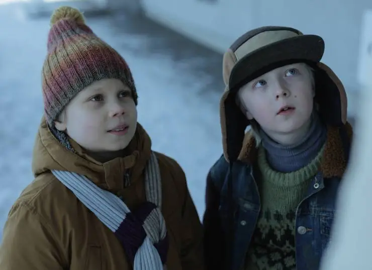 Очень странные каникулы (2023) через торрент бесплатно Очень странные каникулы (2023) фильм через торрент бесплатно