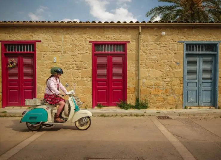 Вид со скалы (2024) через торрент скачать Вид со скалы (2024) фильм через торрент скачать