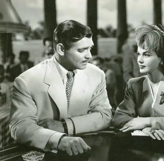 Где-нибудь я найду тебя (1942) через торрент скачать Где-нибудь я найду тебя (1942) фильм через торрент скачать