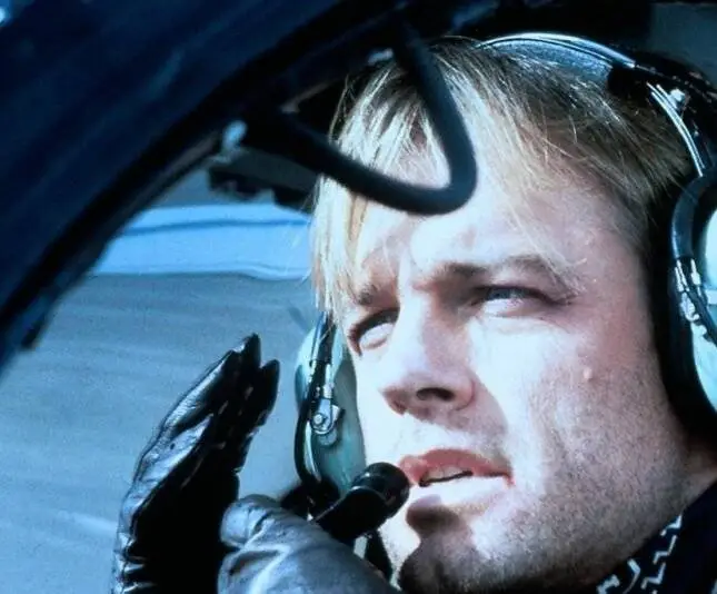 Опасная территория (1986) через торрент бесплатно Опасная территория (1986) фильм через торрент бесплатно