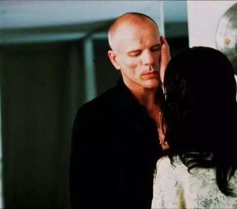 Ангел (2001) через торрент скачать Ангел (2001) фильм через торрент скачать