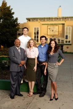 Мисс Управляемая / Miss Guided (2008) сериал скачать через торрент в хорошем качестве