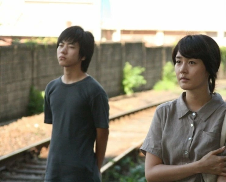 Старшая сестра (2012) через торрент бесплатно Старшая сестра (2012) фильм через торрент бесплатно