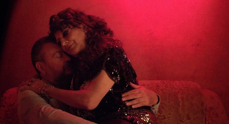 Тусовщица (2014) через торрент скачать Тусовщица (2014) фильм через торрент скачать