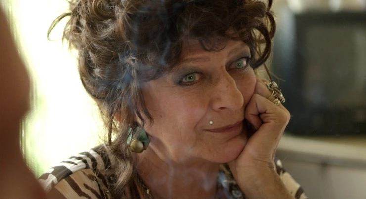 Тусовщица (2014) через торрент бесплатно Тусовщица (2014) фильм через торрент бесплатно