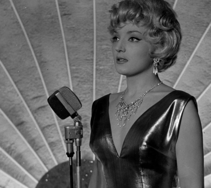 Особняк на Зеленой (1963) через торрент скачать Особняк на Зеленой (1963) фильм через торрент скачать