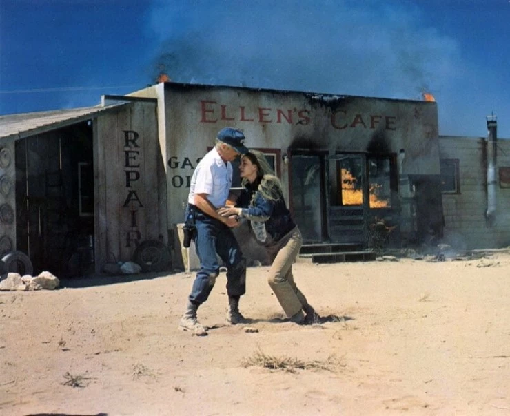 Долина проклятий (1977) в хорошем качестве через торрент Долина проклятий (1977) фильм в хорошем качестве через торрент