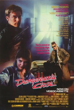 В опасной близости / Dangerously Close (1986) фильм скачать через торрент в хорошем качестве
