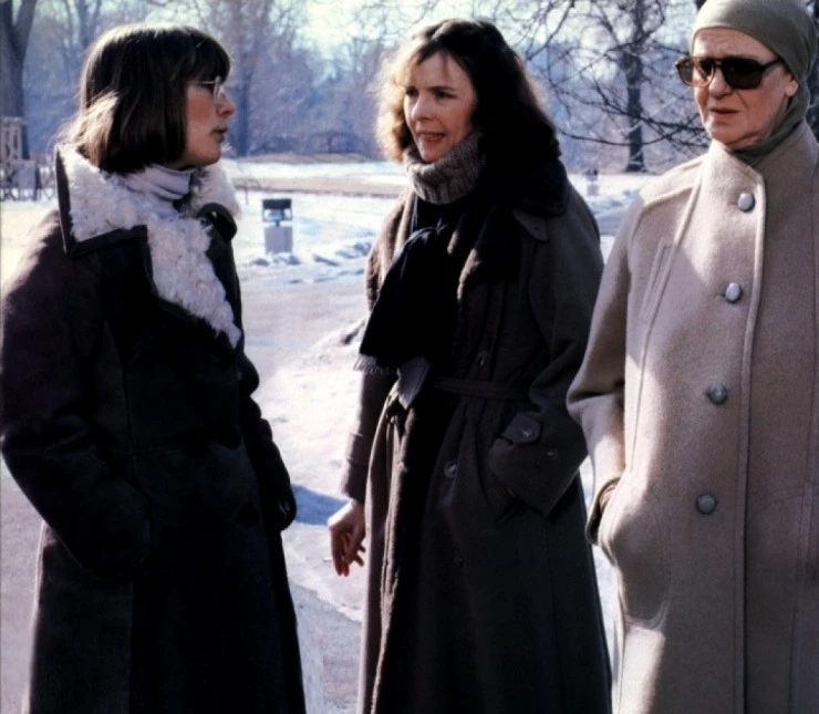 Интерьеры (1978) через торрент бесплатно Интерьеры (1978) фильм через торрент бесплатно