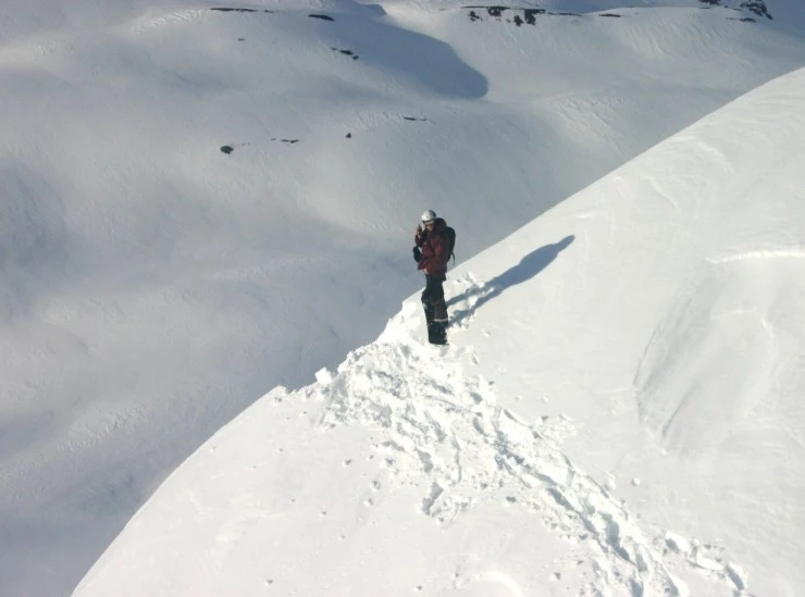 Первый спуск (2005) через торрент бесплатно Первый спуск (2005) фильм через торрент бесплатно