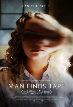 Человек находит кассету / Man Finds Tape (2025) фильм скачать через торрент в хорошем качестве