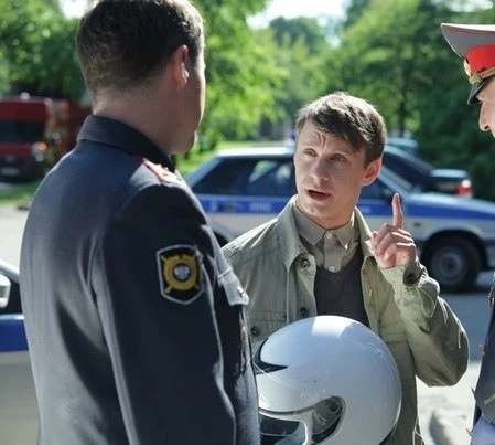 Чужой район 2 (2012) через торрент бесплатно Чужой район 2 (2012) сериал через торрент бесплатно