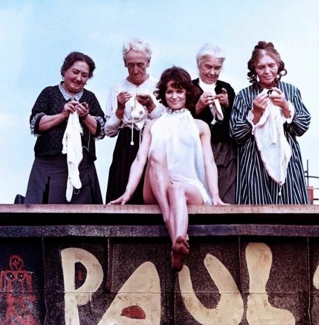 Легенда о Пауле и Пауле (1972) через торрент бесплатно Легенда о Пауле и Пауле (1972) фильм через торрент бесплатно