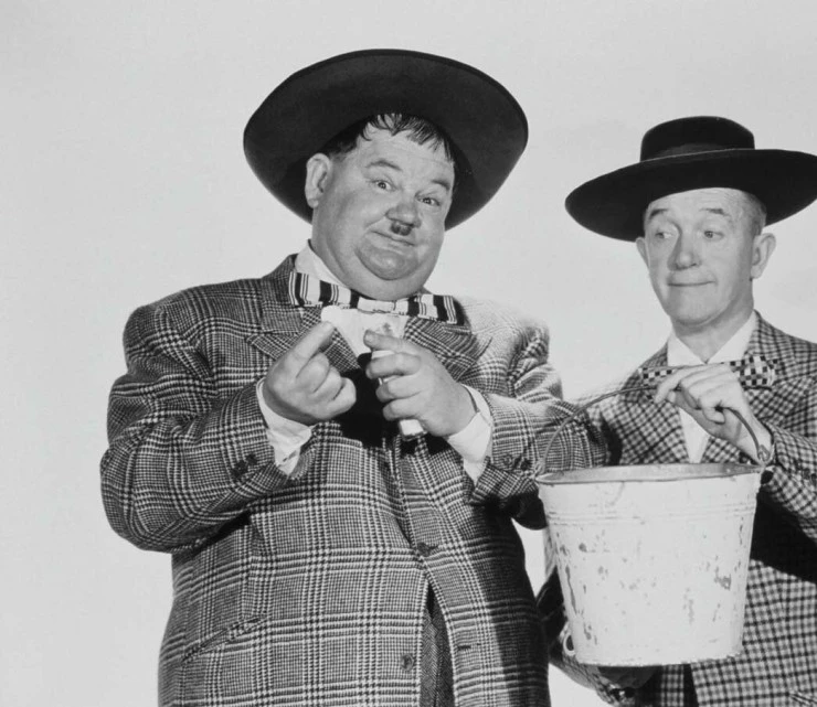 Жучки (1943) в хорошем качестве через торрент Жучки (1943) фильм в хорошем качестве через торрент