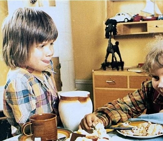 Карлсон который живет на крыше (1974) через торрент бесплатно Карлсон который живет на крыше (1974) фильм через торрент бесплатно