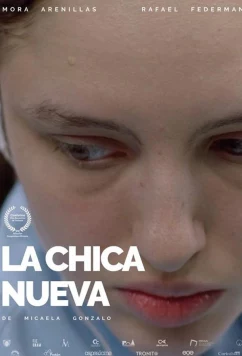 Постер: Новенькая / La chica nueva (2021)